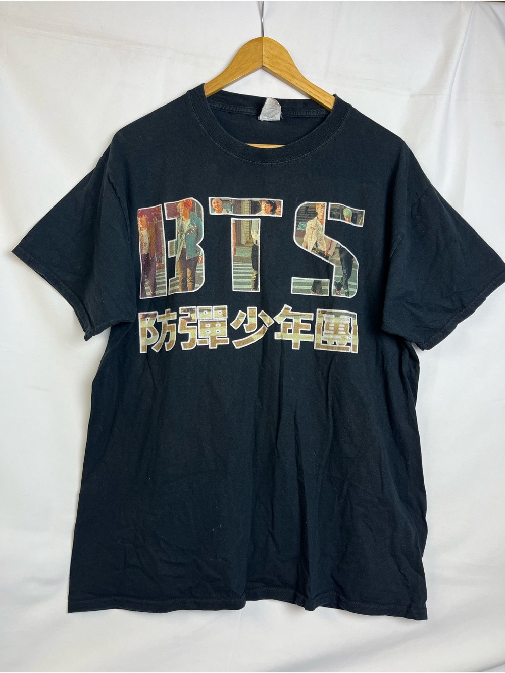 BTS Black Graphic Print T-Shirt 100% Cotton Unisex Size L Short Sleeve